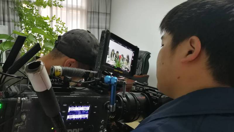 剧本杀式体验：荷塘区广告片拍摄公司构建沉浸式消费决策路径